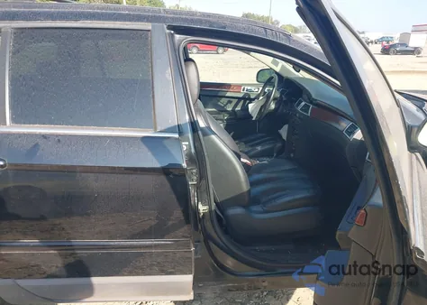 2005 Chrysler Pacifica Touring z USA, uszkodzony, nr VIN 2C8GM68455R299946